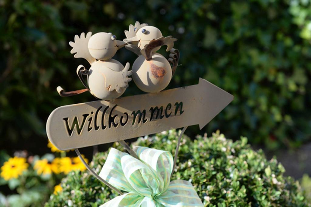 Eifelferienwohnungen "Familie Saxler" Bereborn Exterior photo